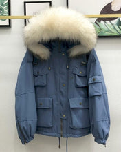 Load image into Gallery viewer, Large Natural Raccoon Fur Women Down Coat Winter Thick 90% White Duck Down Parka Female Hooded Short Jacket Loose Down Outerwear